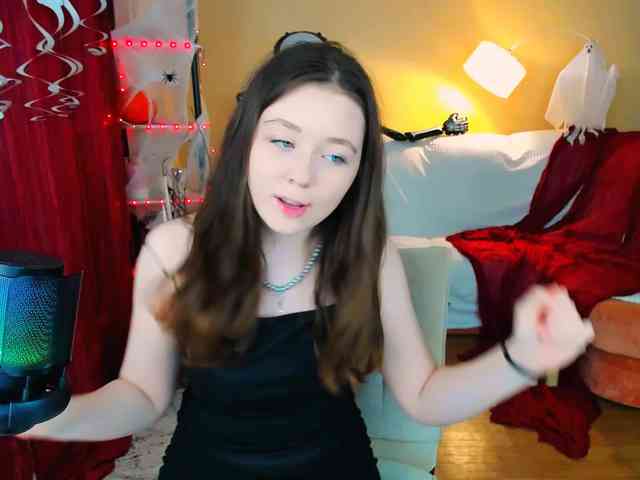 AlluringLookk webcam