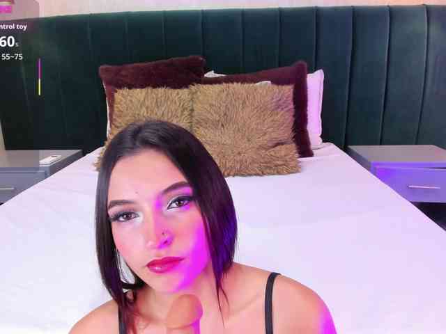 annie-clarkson webcam