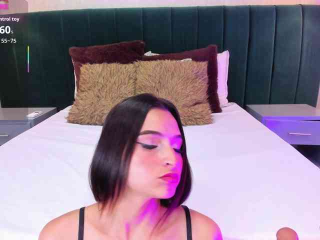 annie-clarkson webcam