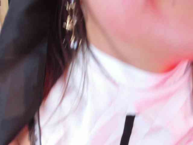 annie-clarkson webcam