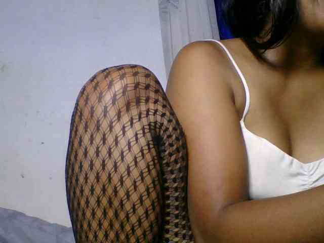 Taniah webcam