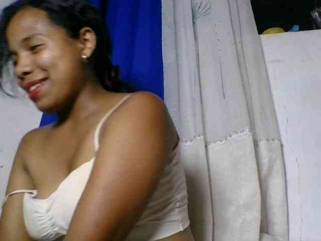 Taniah webcam