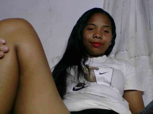 Taniah webcam