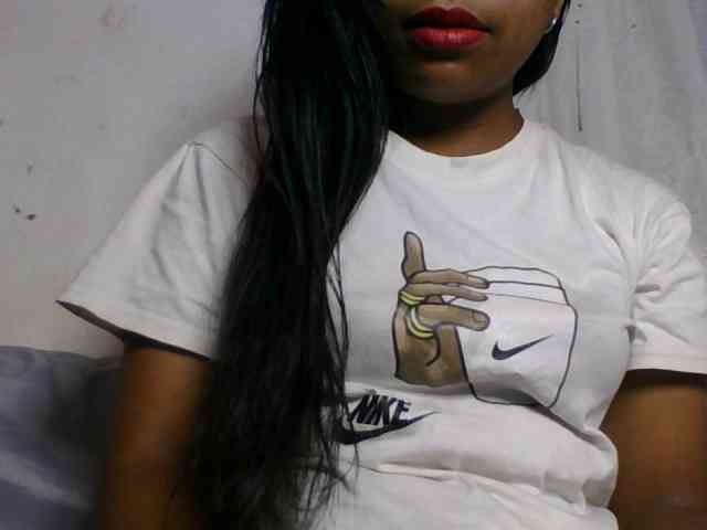 Taniah webcam
