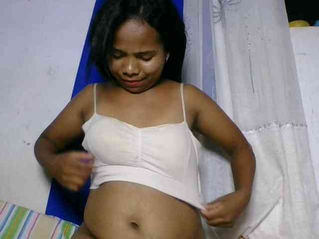 Taniah webcam