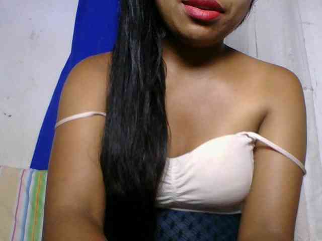 Taniah webcam