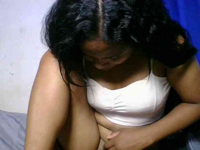Taniah webcam