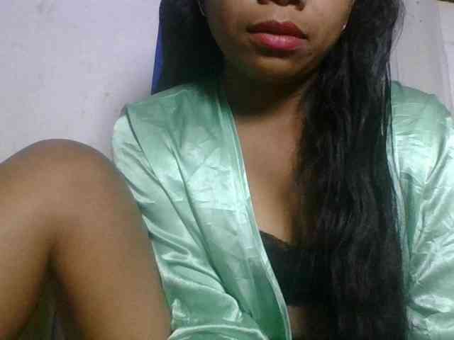 Taniah webcam