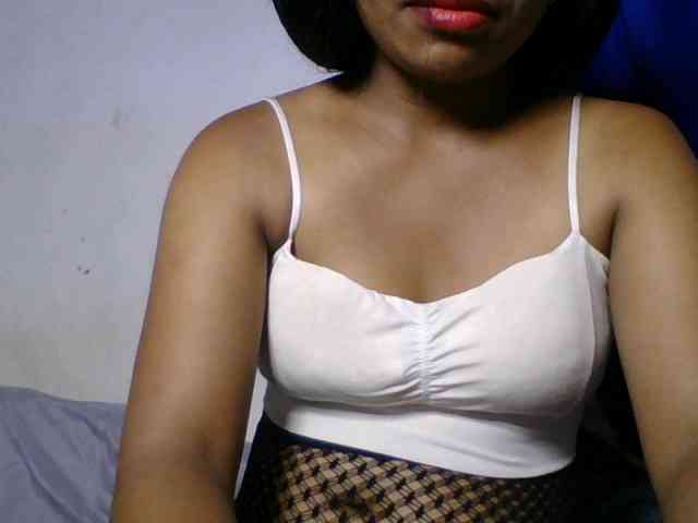 Taniah webcam