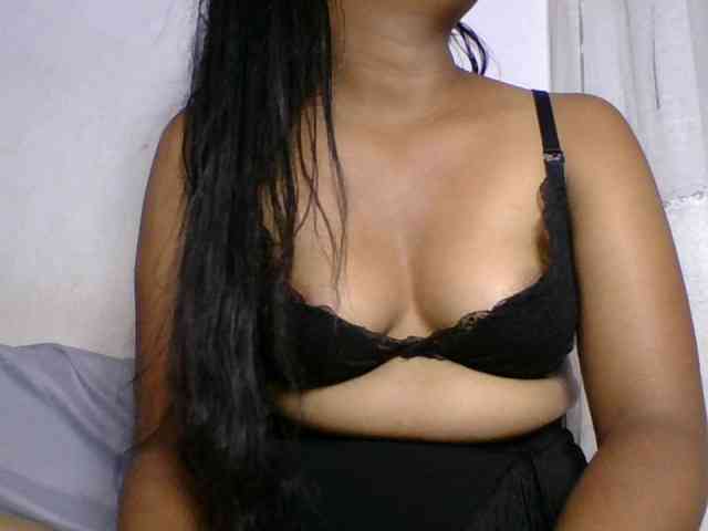Taniah webcam