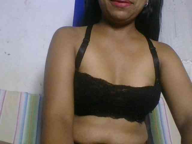Taniah webcam