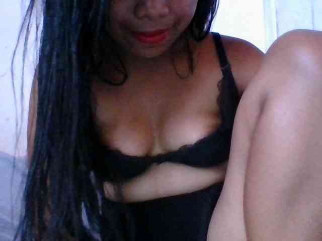 Taniah webcam
