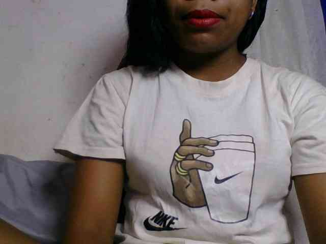 Taniah webcam