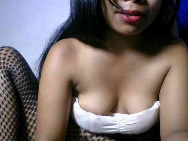 Taniah webcam