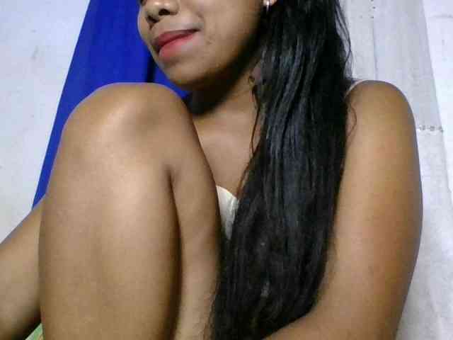 Taniah webcam