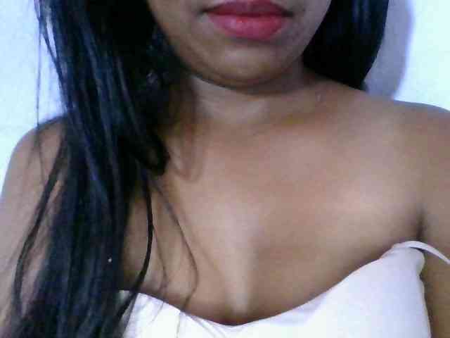 Taniah webcam