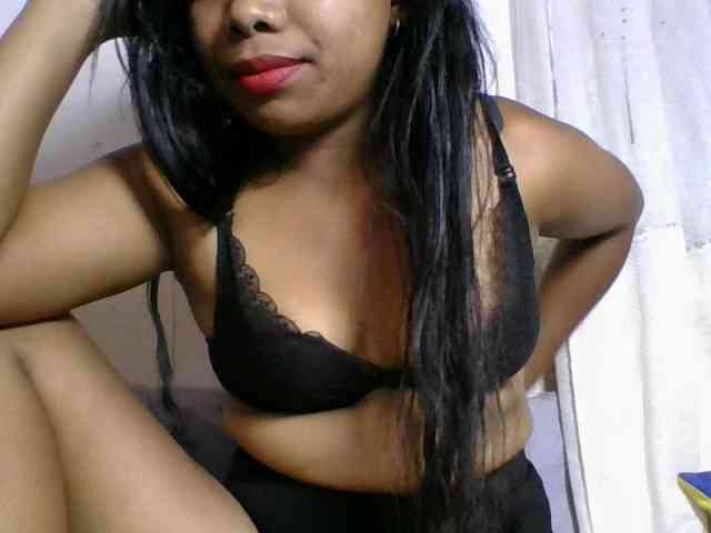 Taniah webcam