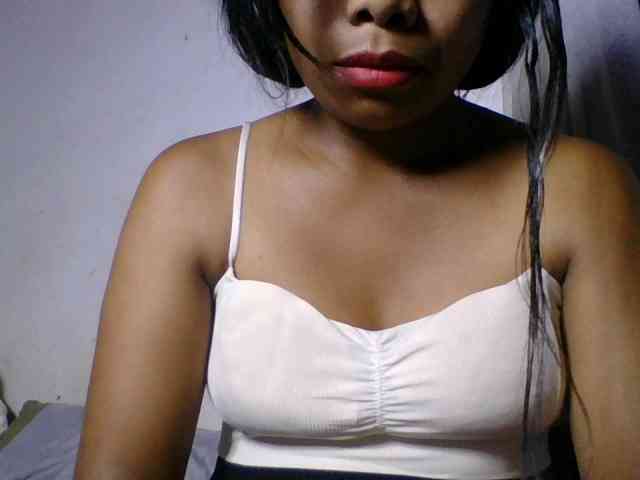 Taniah webcam