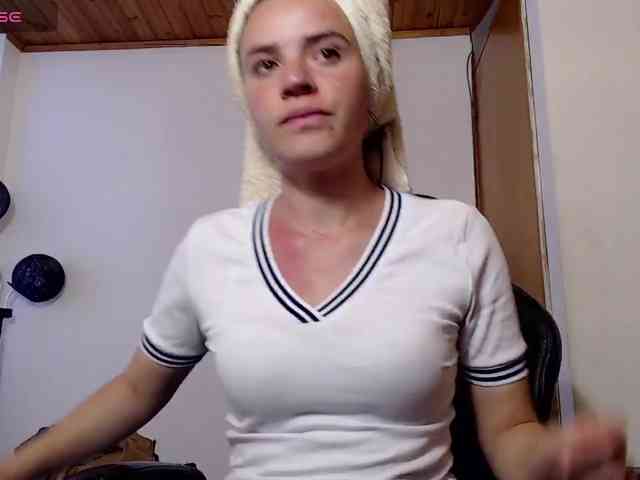 Skylarserenity webcam