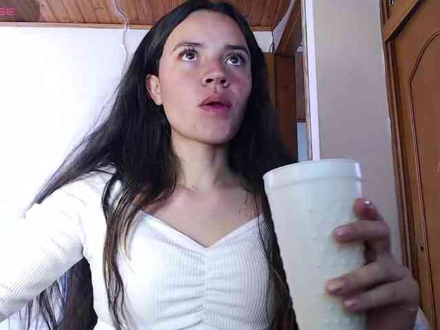 Skylarserenity webcam