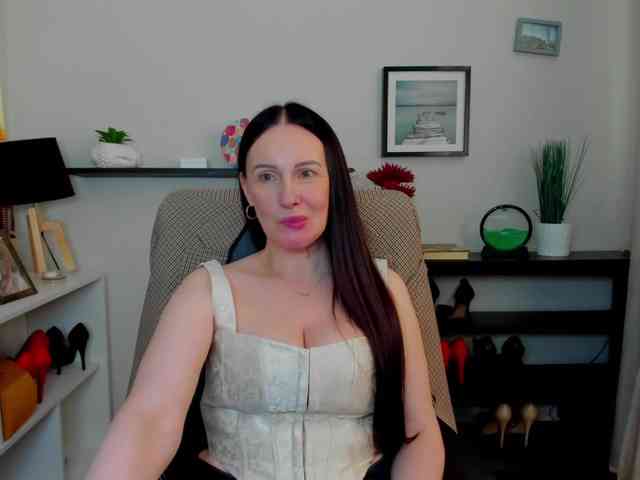 velvetJasmine webcam