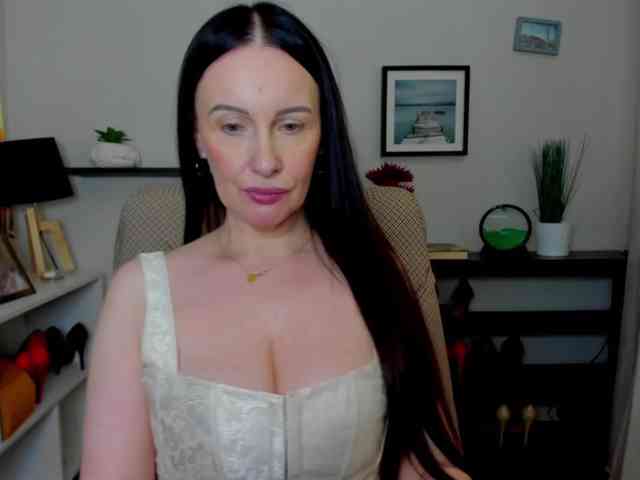 velvetJasmine webcam