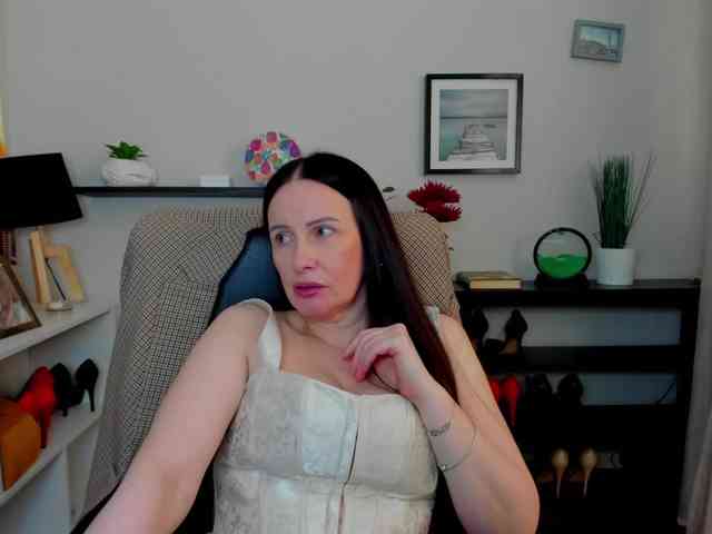 velvetJasmine webcam