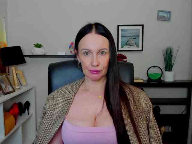 velvetJasmine webcam