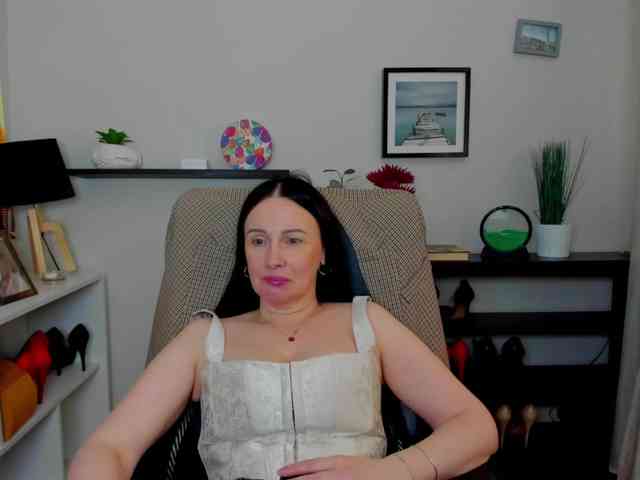 velvetJasmine webcam