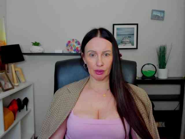 velvetJasmine webcam