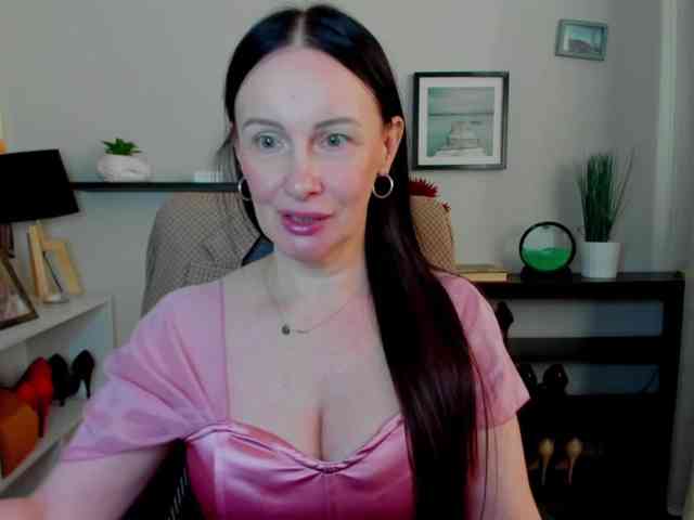 velvetJasmine webcam