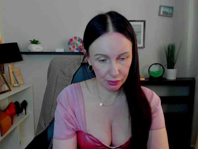 velvetJasmine webcam