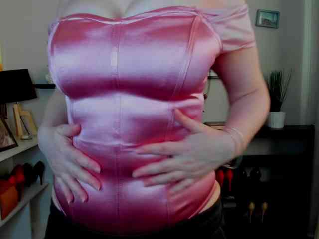 velvetJasmine webcam