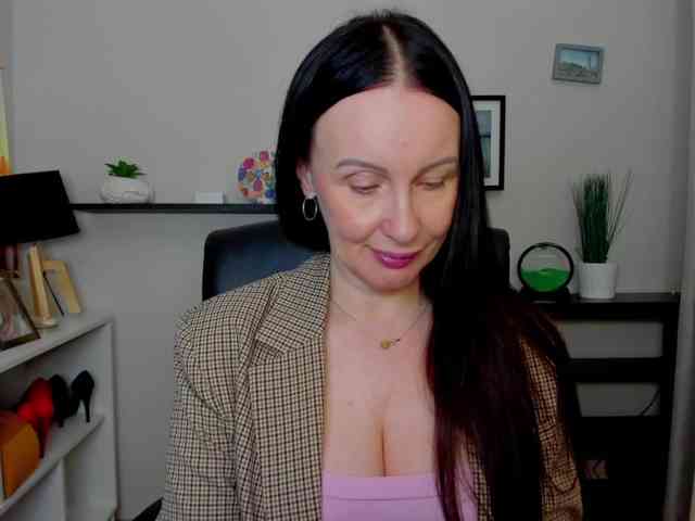 velvetJasmine webcam