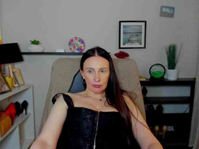 velvetJasmine webcam