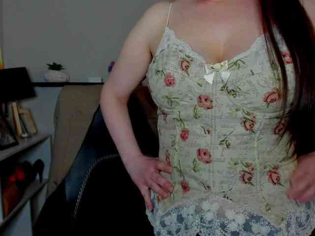 velvetJasmine webcam