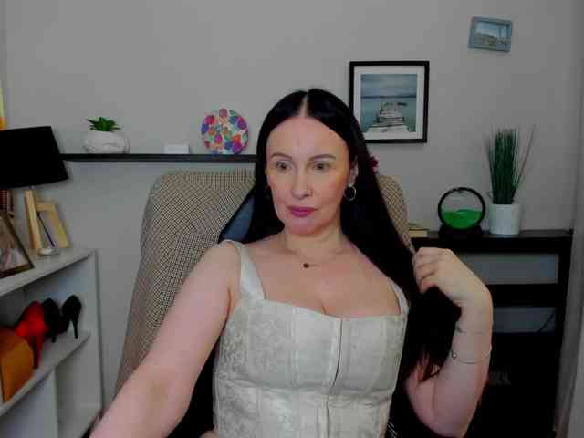 velvetJasmine webcam