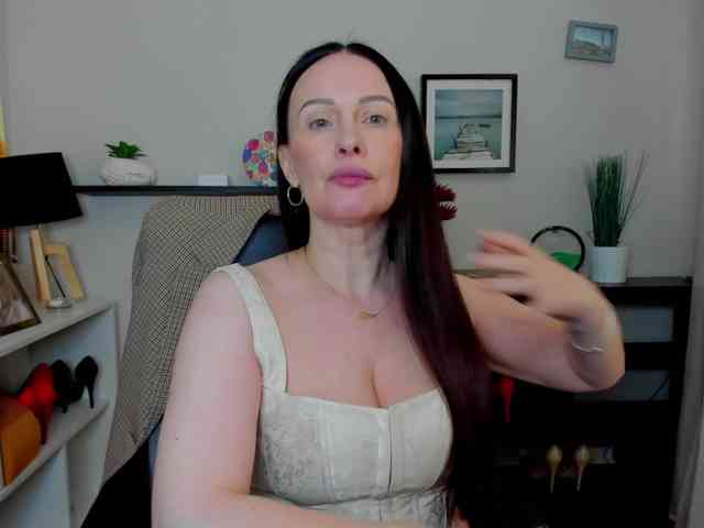 velvetJasmine webcam