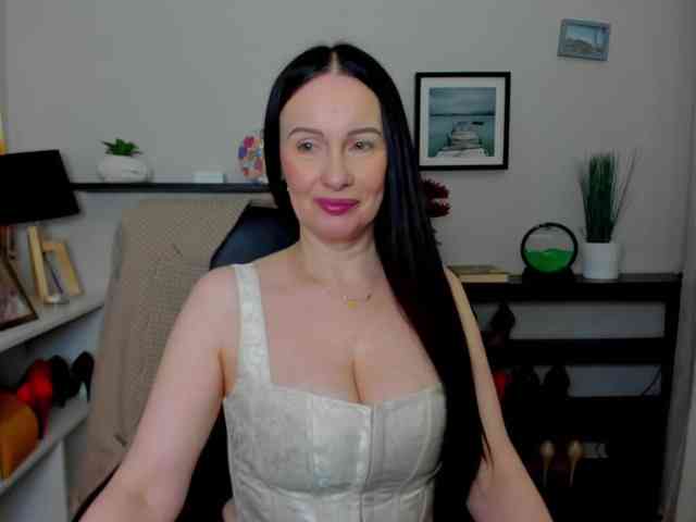 velvetJasmine webcam