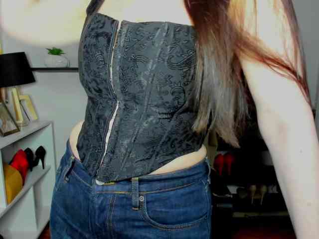 velvetJasmine webcam
