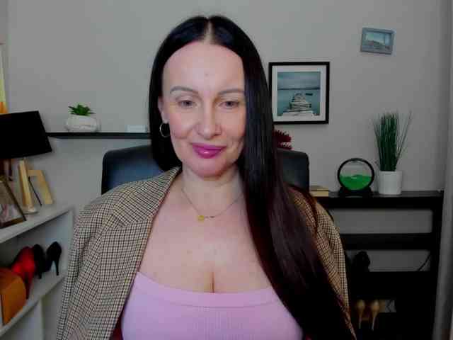velvetJasmine webcam