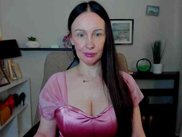 velvetJasmine webcam