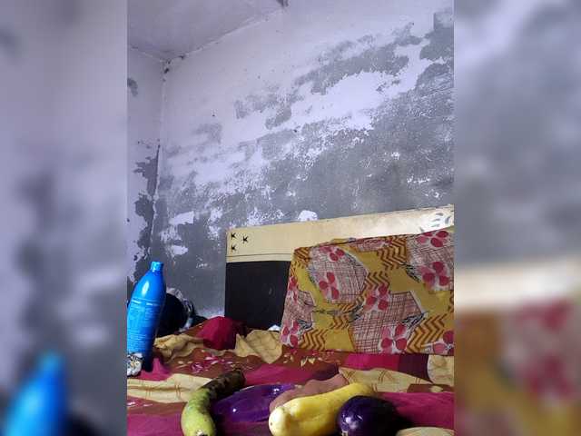 Squirtqueena webcam
