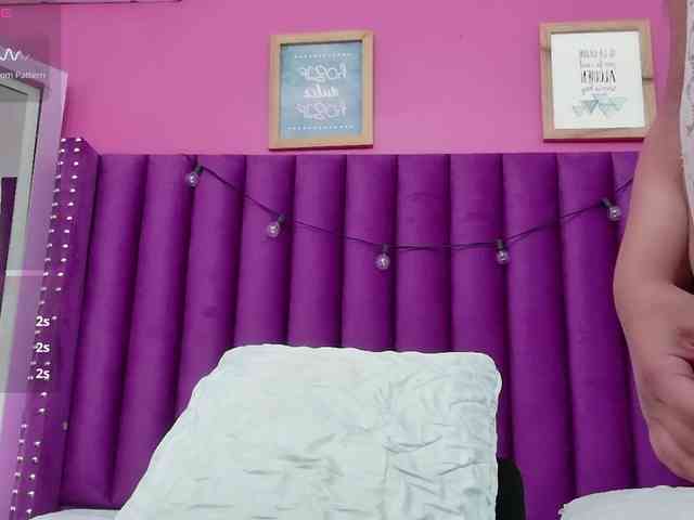 mamaneedsfun webcam
