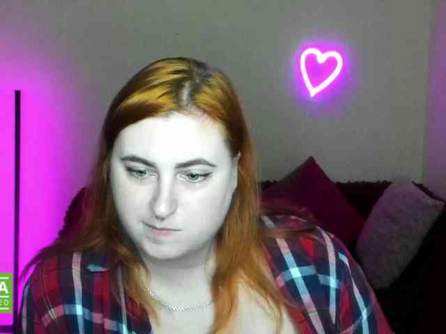 Aliciaredluv webcam