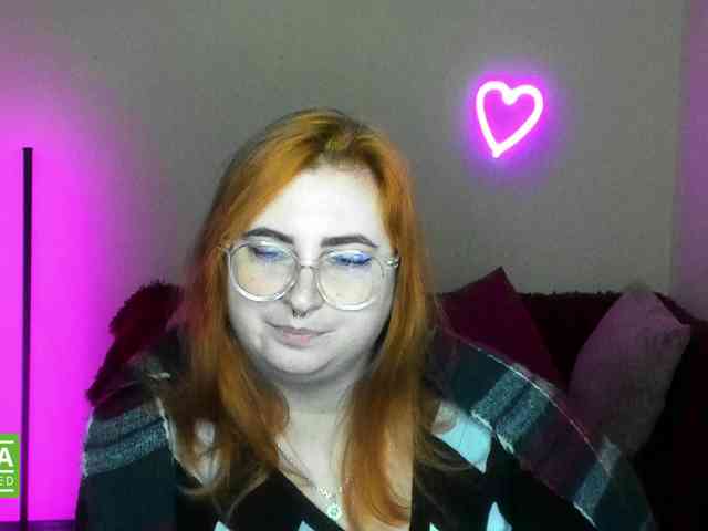 Aliciaredluv webcam