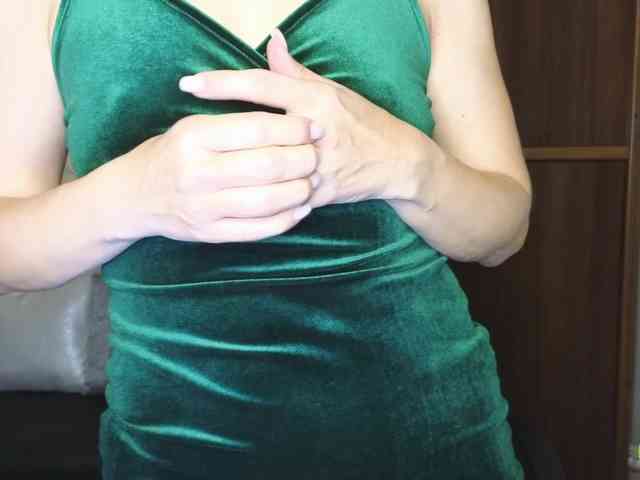 Jullyblondkiss webcam