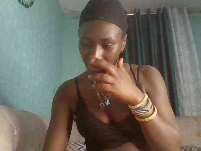 Sweet-Melanin webcam