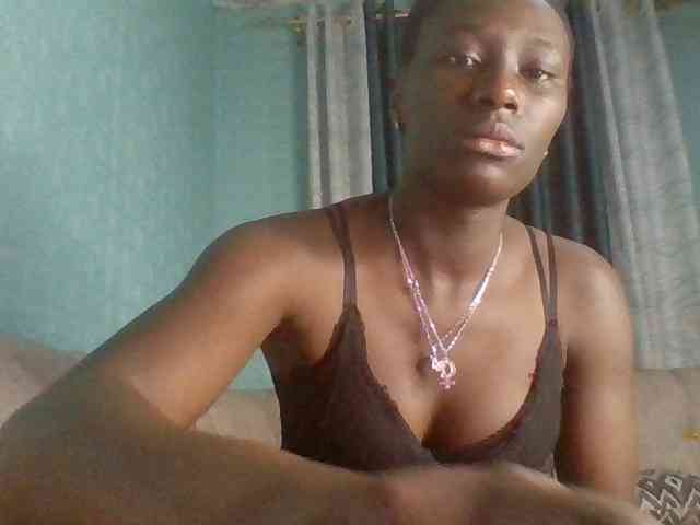 Sweet-Melanin webcam