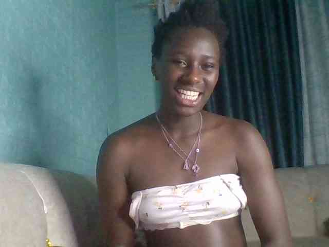 Sweet-Melanin webcam